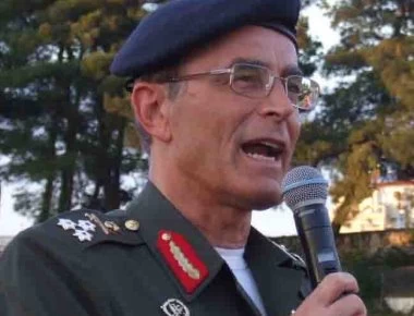 Γ.Καμπάς: Ο... «Ρόμελ» των δημοσίων σχέσεων και των εκδηλώσεων Wi Fi νέος Αρχηγός Στρατού! (upd)